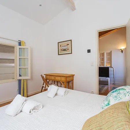 Le Tonnelier By Interhome Apartment Saint-Tropez